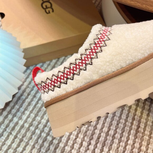 Tazz UGG Braid Fur Clog Platform Slippers - Picture 3 of 9